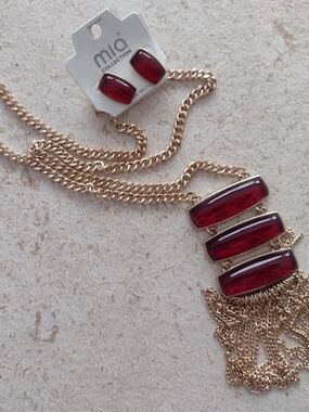 Mia Collection Necklace Earrings Set